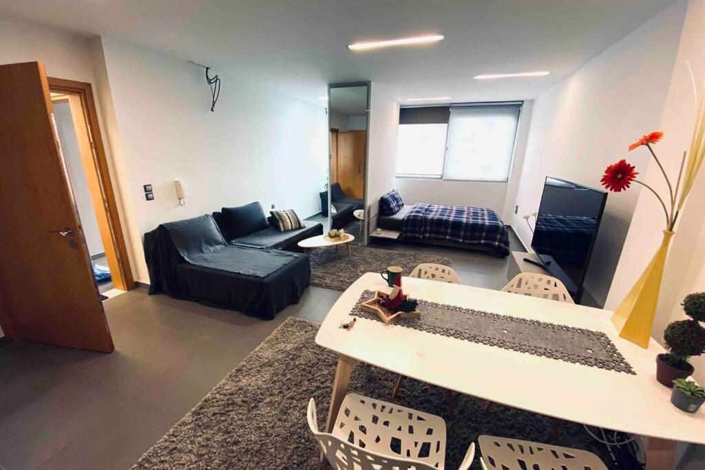 Hitech Appartment Amaliada 外观 照片